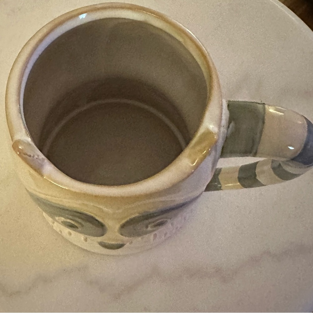 Fall Racoon Coffee Tea Ceramic Mug - Picture 4 of 5